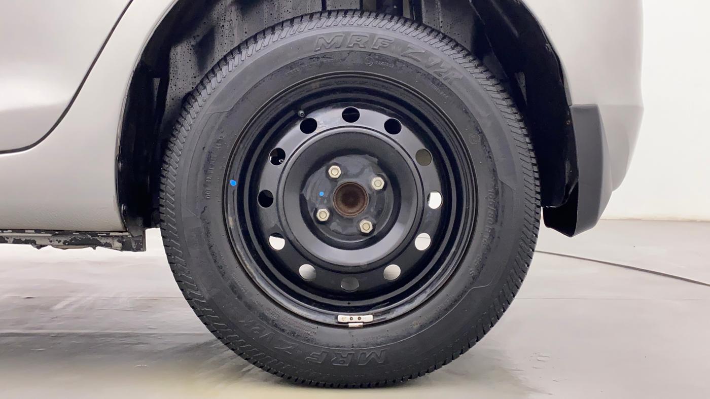 2012 Maruti Swift VDI, Diesel, Manual, 31,084 km, Left Rear Wheel