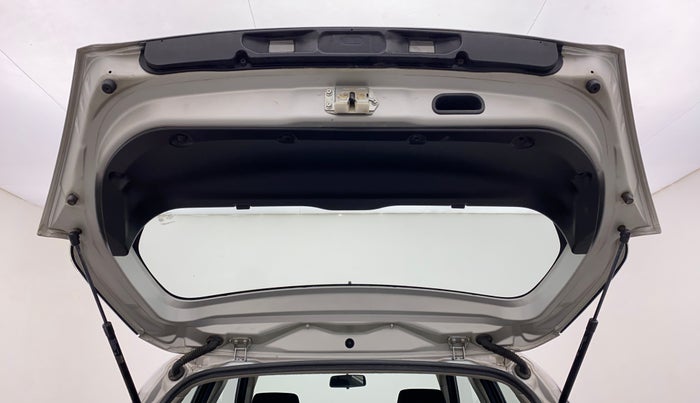 2012 Maruti Swift VDI, Diesel, Manual, 31,084 km, Boot Door Open