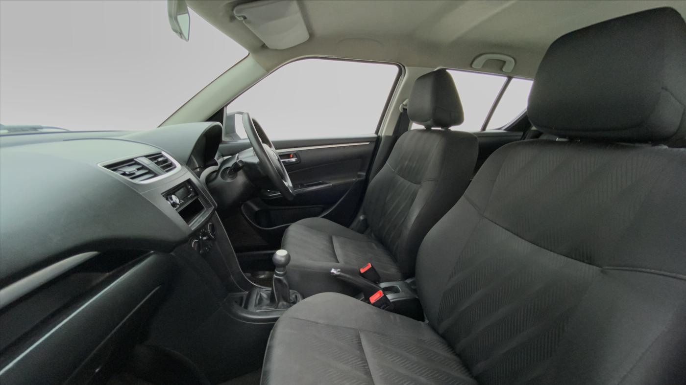 2012 Maruti Swift VDI, Diesel, Manual, 31,084 km, Right Side Front Door Cabin