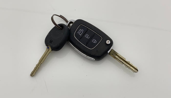 2019 Hyundai Elite i20 SPORTZ 1.2, Petrol, Manual, 1,36,388 km, Key Close Up
