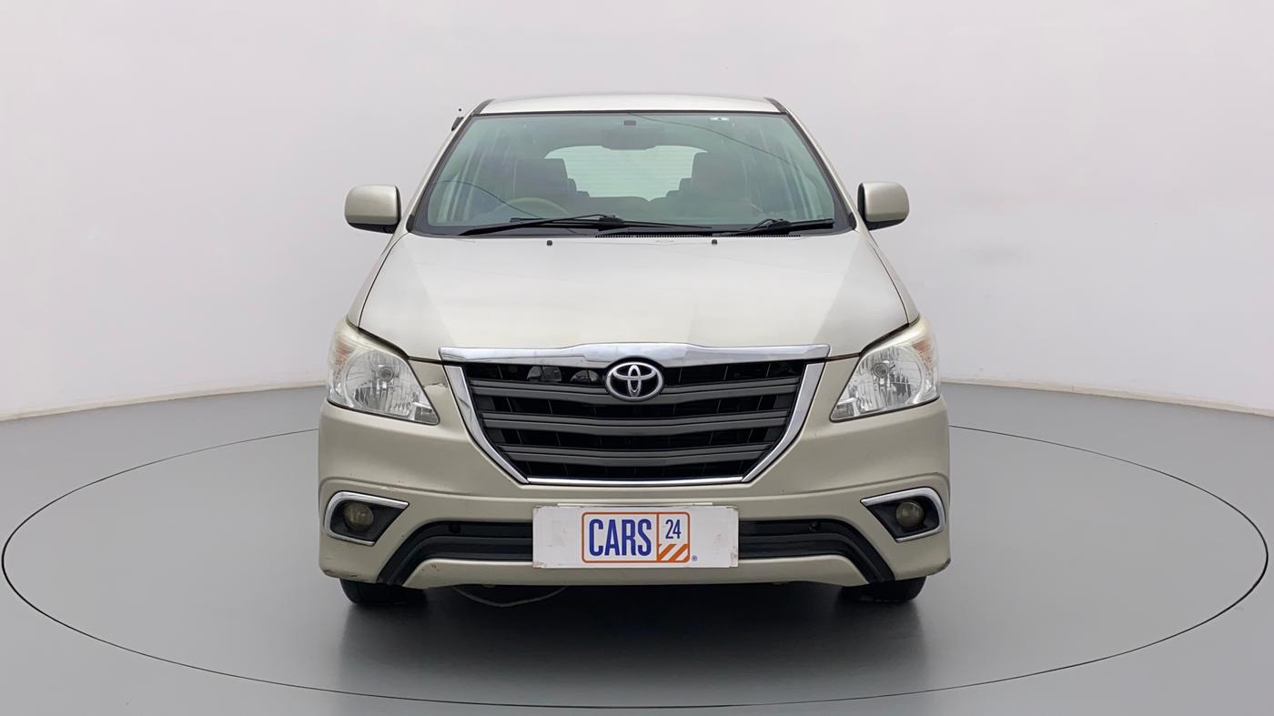 2015 Toyota Innova 2.5 GX 8 STR, Diesel, Manual, 1,17,210 km, Front