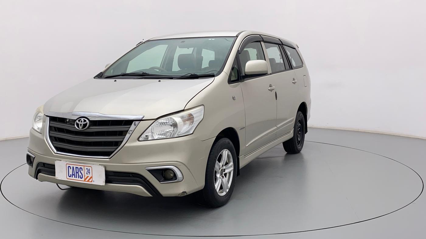 2015 Toyota Innova 2.5 GX 8 STR, Diesel, Manual, 1,17,210 km, Left Front Diagonal