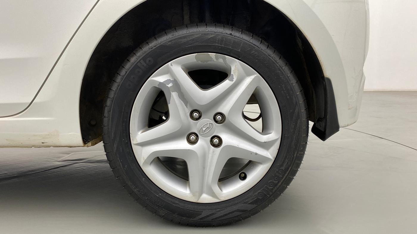 2017 Hyundai Elite i20 ASTA 1.2, Petrol, Manual, 32,328 km, Left Rear Wheel
