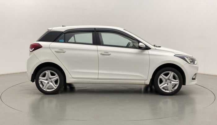2017 Hyundai Elite i20 ASTA 1.2, Petrol, Manual, 32,328 km, Right Side View