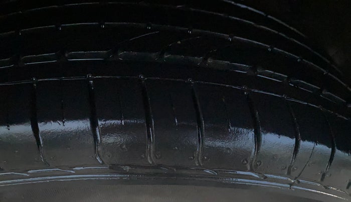 2022 Tata NEXON XM SUNROOF PETROL, Petrol, Manual, 21,703 km, Right Rear Tyre Tread