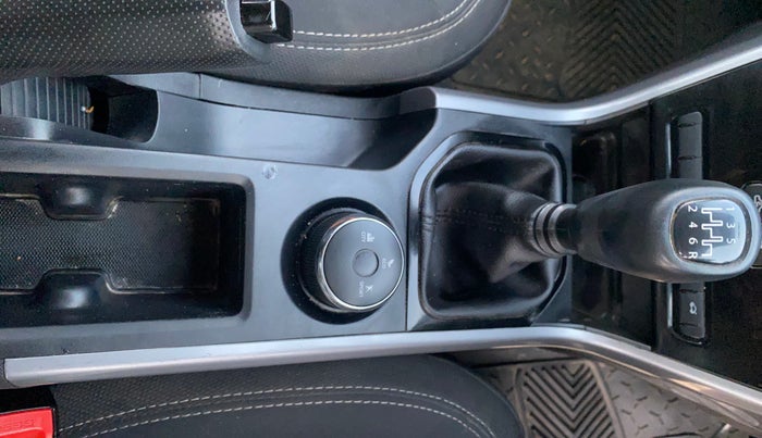 2022 Tata NEXON XM SUNROOF PETROL, Petrol, Manual, 21,703 km, Gear Lever