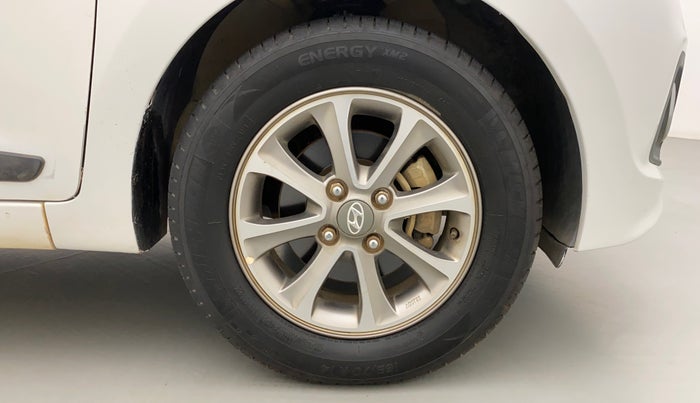 2016 Hyundai Grand i10 ASTA (O) 1.2 KAPPA VTVT, Petrol, Manual, 65,458 km, Right Front Wheel