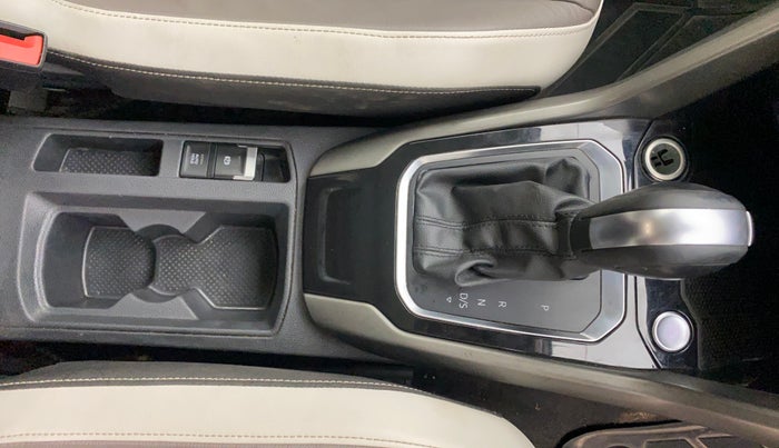 2020 Volkswagen T-ROC 1.5 TSI AT, Petrol, Automatic, 76,502 km, Gear Lever