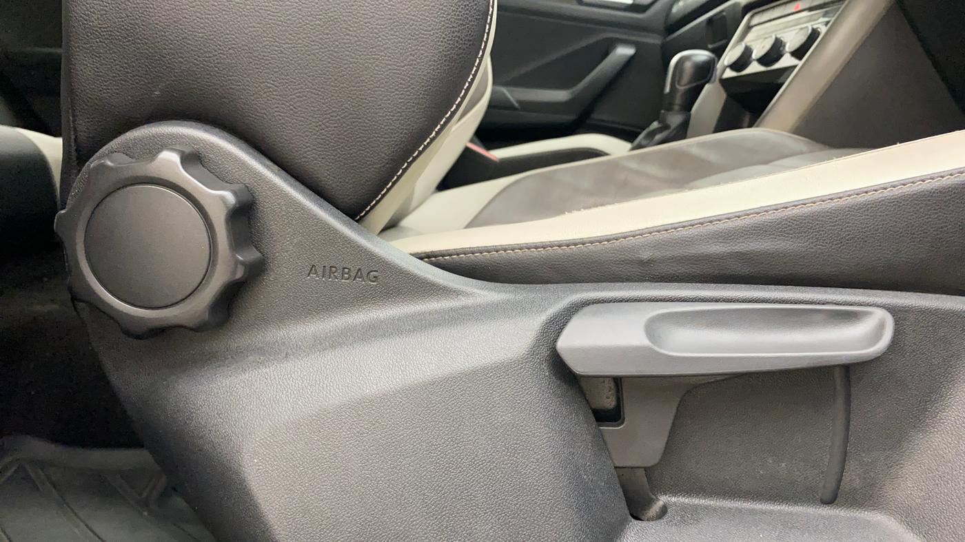 2020 Volkswagen T-ROC 1.5 TSI AT, Petrol, Automatic, 76,679 km, Driver Side Adjustment Panel