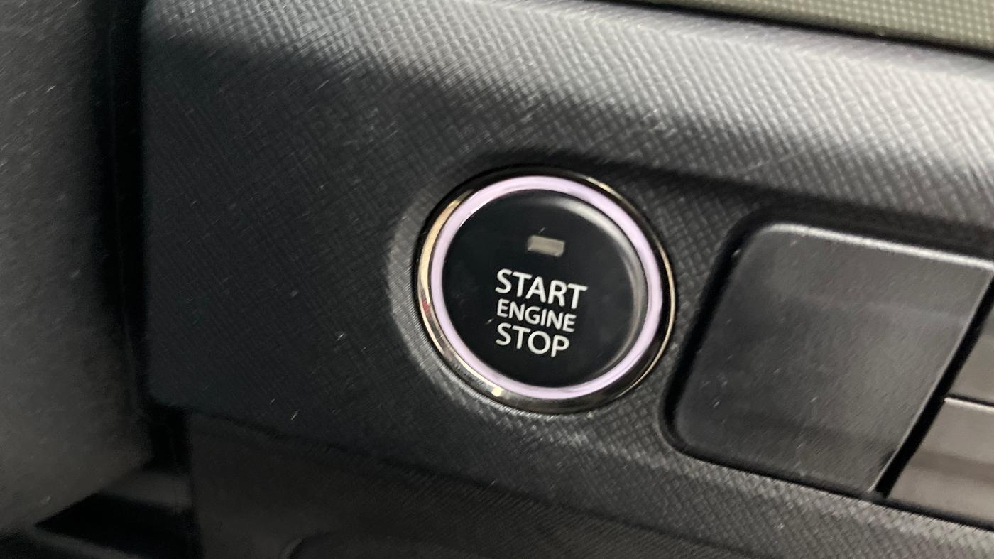 2023 Tata PUNCH  ACCOMPLISHED AMT CAMO EDITION, Petrol, Automatic, 32,159 km, Keyless Start/ Stop Button