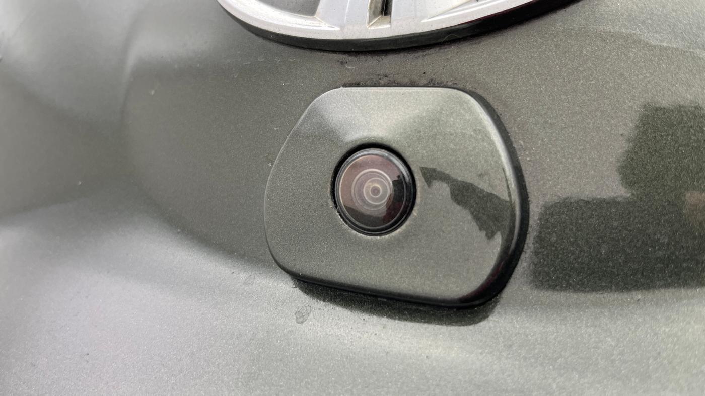 2023 Tata PUNCH  ACCOMPLISHED AMT CAMO EDITION, Petrol, Automatic, 32,159 km, Parking Camera