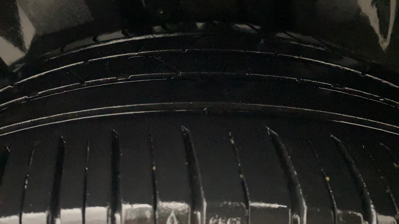 2022 Skoda SLAVIA STYLE 1.0L TSI MT, Petrol, Manual, 33,274 km, Left Rear Tyre Tread
