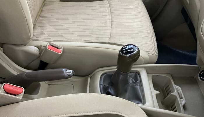 2019 Maruti Ertiga ZXI+ SHVS, Petrol, Manual, 89,787 km, Gear Lever