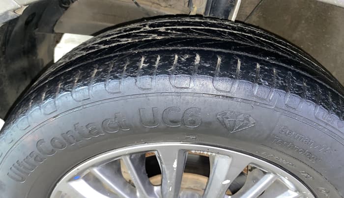 2019 Maruti Ertiga ZXI+ SHVS, Petrol, Manual, 89,787 km, Left Front Tyre Tread