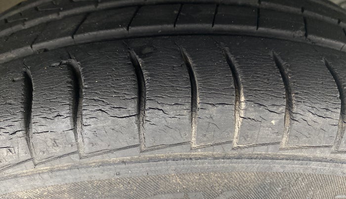 2019 Hyundai NEW SANTRO SPORTZ MT, Petrol, Manual, 22,798 km, Right Front Tyre Tread