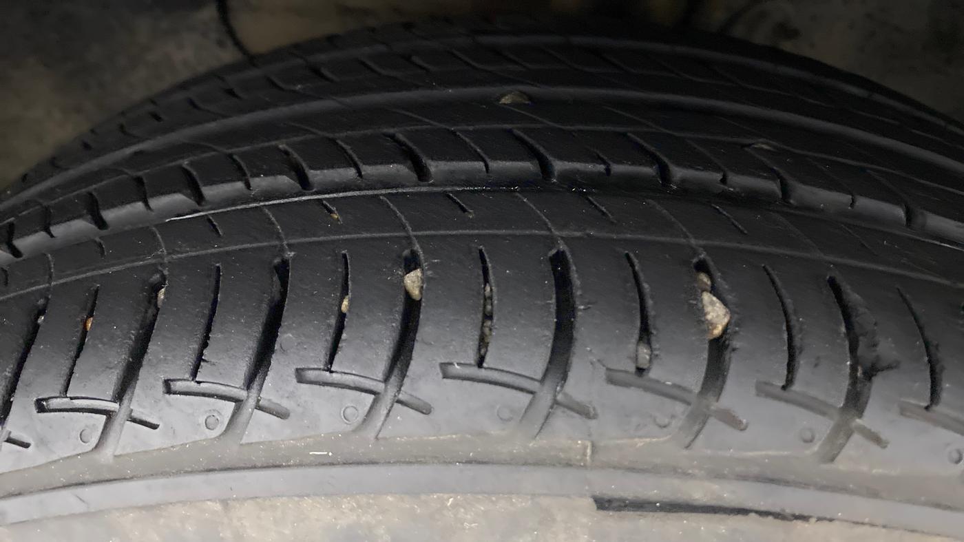 2016 Hyundai Elite i20 ASTA 1.2 (O), Petrol, Manual, 41,488 km, Left Front Tyre Tread