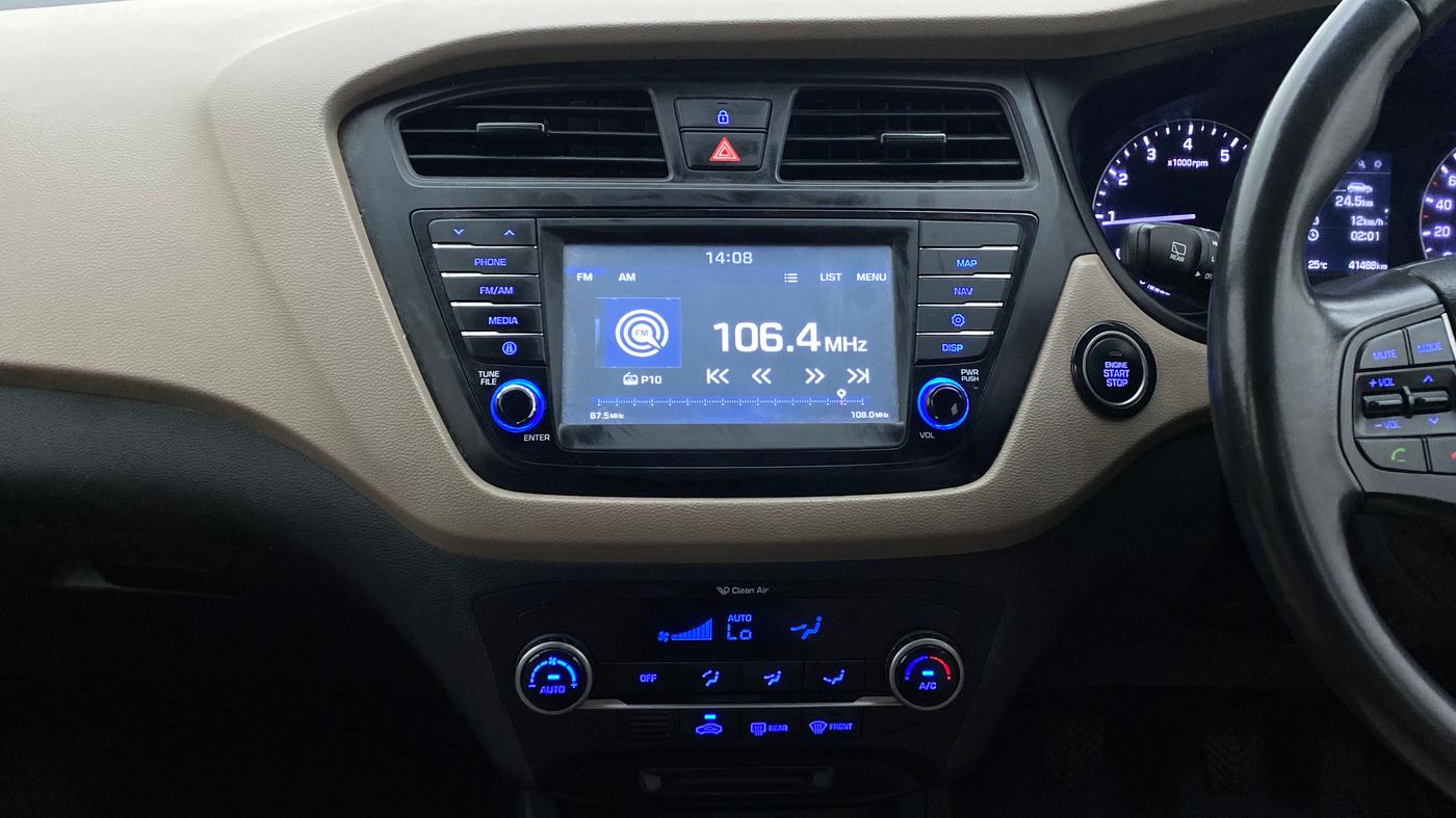 2016 Hyundai Elite i20 ASTA 1.2 (O), Petrol, Manual, 41,488 km, Air Conditioner