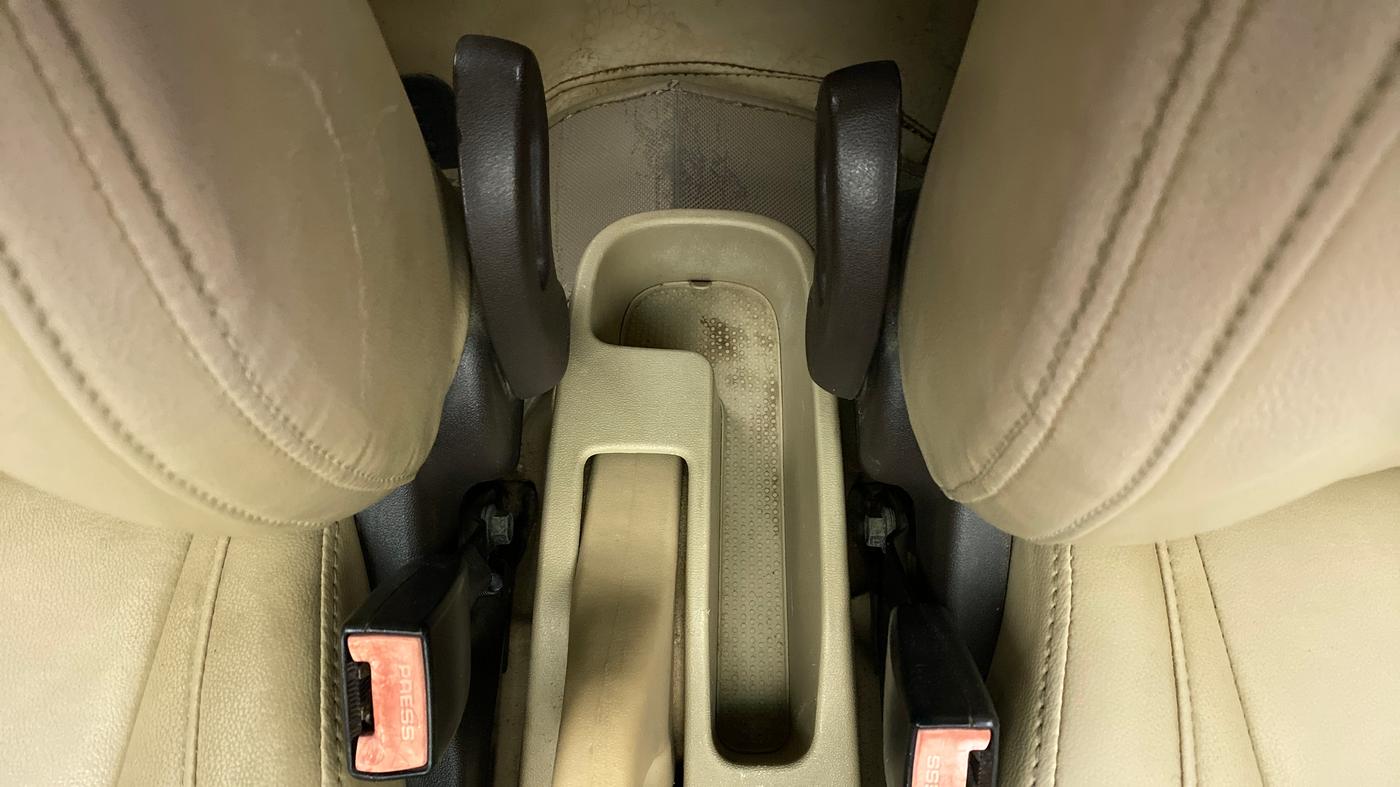 2010 Hyundai i10 SPORTZ 1.2, Petrol, Manual, 87,662 km, Driver Side Adjustment Panel