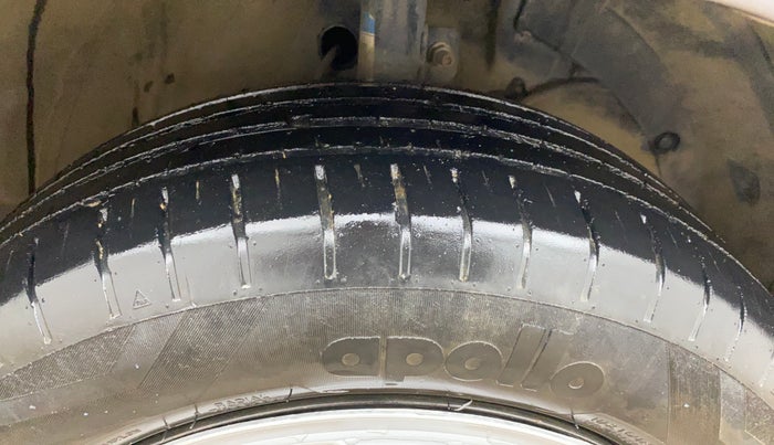 2023 Toyota Glanza E, Petrol, Manual, 86,478 km, Right Front Tyre Tread