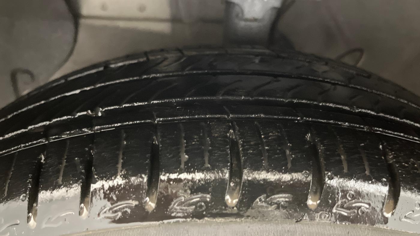 2023 Hyundai AURA S 1.2, Petrol, Manual, 8,200 km, Left Front Tyre Tread