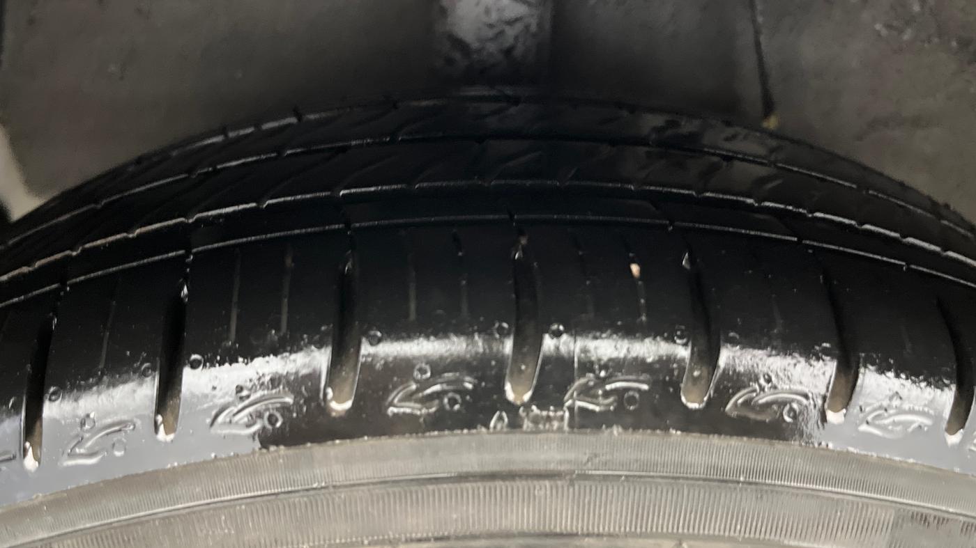 2023 Hyundai AURA S 1.2, Petrol, Manual, 8,200 km, Right Rear Tyre Tread