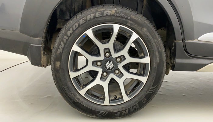 2022 Maruti XL6 ALPHA AT, Petrol, Automatic, 29,106 km, Right Rear Wheel
