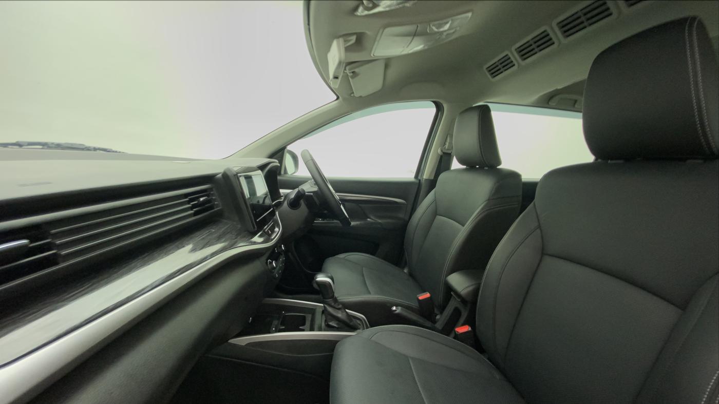 2022 Maruti XL6 ALPHA AT, Petrol, Automatic, 29,106 km, Right Side Front Door Cabin