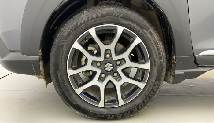 2022 Maruti XL6 ALPHA AT, Petrol, Automatic, 29,106 km, Left Front Wheel