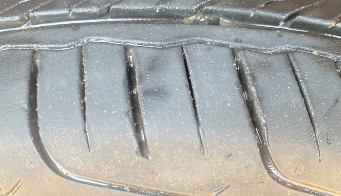 2025 Tata PUNCH Creative Plus AMT, Petrol, Automatic, 12,268 km, Left Front Tyre Tread