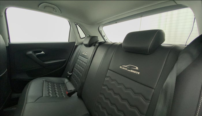 2019 Volkswagen Polo HIGHLINE PLUS 1.0, Petrol, Manual, 34,187 km, Right Side Rear Door Cabin