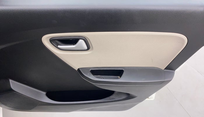 2020 Maruti Alto VXI, Petrol, Manual, 9,533 km, Driver Side Door Panels Control