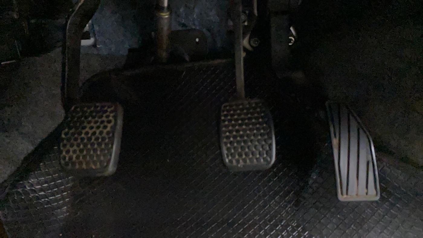 2020 Maruti Alto VXI, Petrol, Manual, 9,533 km, Pedals