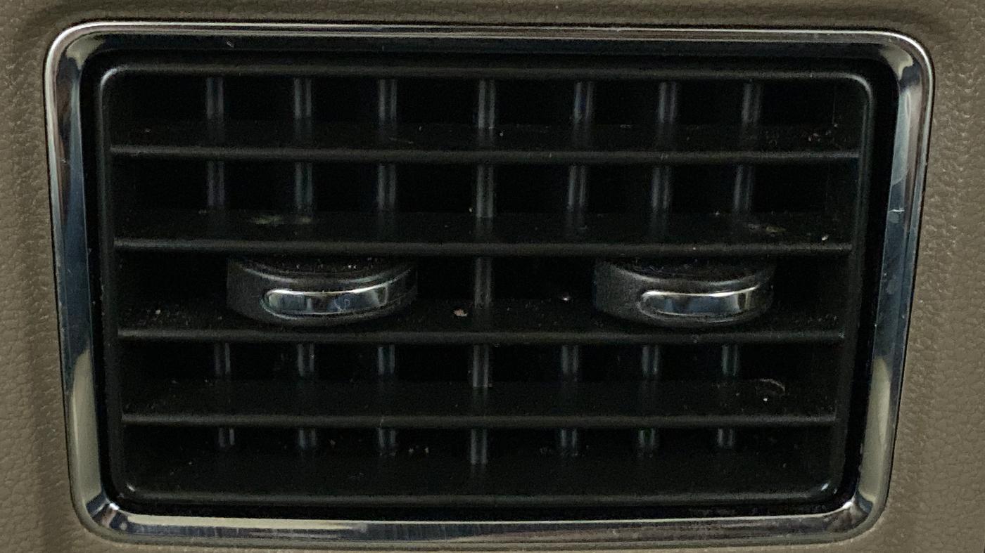 2015 Skoda Rapid ELEGANCE 1.6 MPFI AT, Petrol, Automatic, 20,456 km, Rear AC Vents