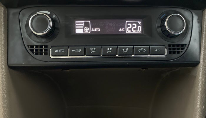 2015 Skoda Rapid ELEGANCE 1.6 MPFI AT, Petrol, Automatic, 20,456 km, Automatic Climate Control