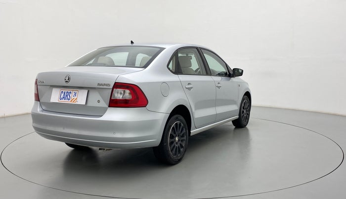 2015 Skoda Rapid ELEGANCE 1.6 MPFI AT, Petrol, Automatic, 20,456 km, Right Back Diagonal