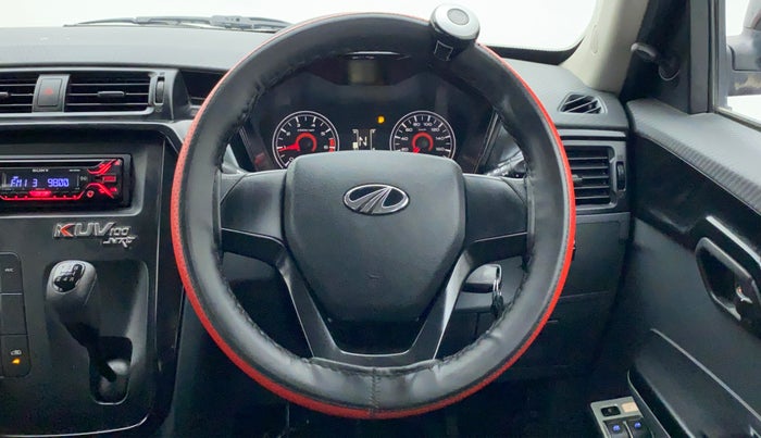 2018 Mahindra KUV 100 NXT K2 6 STR, Petrol, Manual, 20,219 km, Steering Wheel Close Up