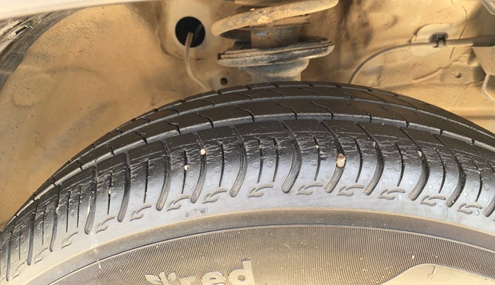 2022 Maruti S PRESSO VXI (O), Petrol, Manual, 12,706 km, Right Front Tyre Tread
