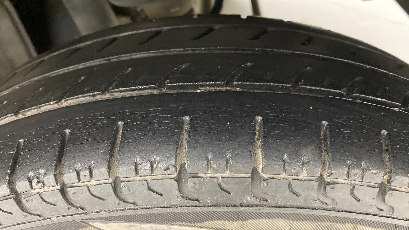 2012 Maruti Alto 800 LXI, Petrol, Manual, 48,775 km, Left Rear Tyre Tread