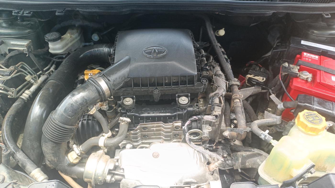 2022 Tata NEXON XMA SUNROOF PETROL, Petrol, Automatic, 43,202 km, Engine View