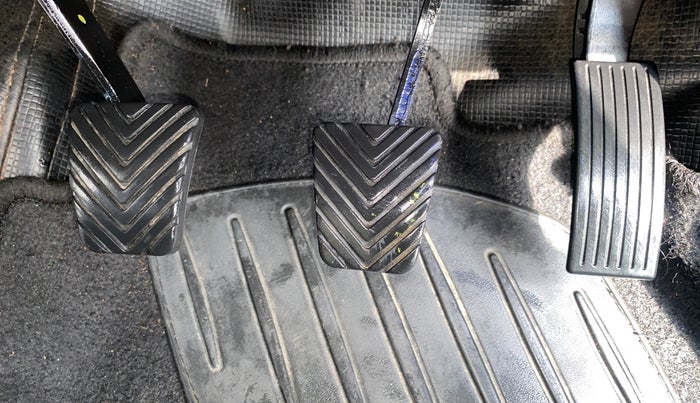 2022 Hyundai NEW I20 ASTA 1.2 MT, Petrol, Manual, 19,916 km, Pedals