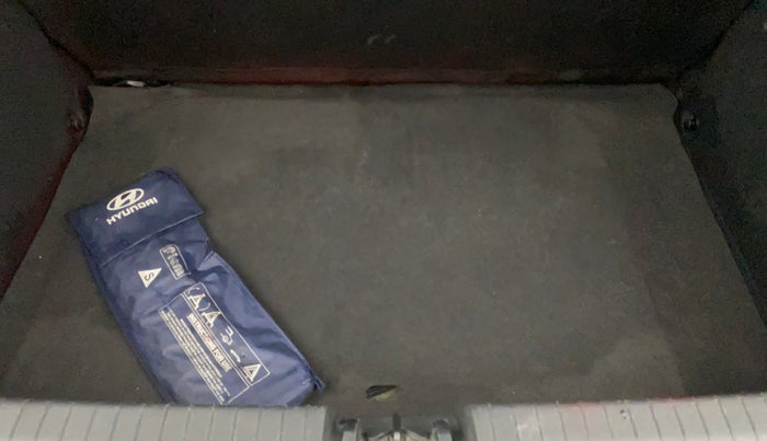 2018 Hyundai Elite i20 SPORTZ 1.2, Petrol, Manual, 56,939 km, Boot Inside