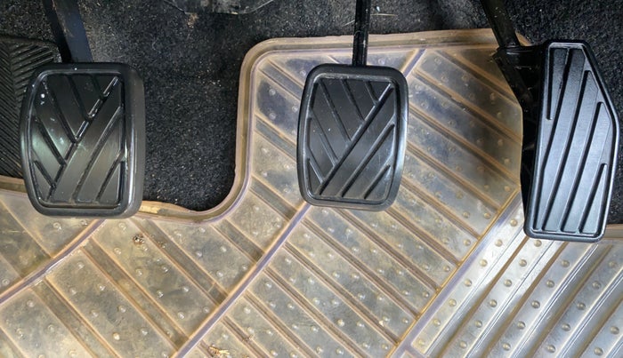 2018 Maruti Baleno ALPHA PETROL 1.2, Petrol, Manual, 57,879 km, Pedals