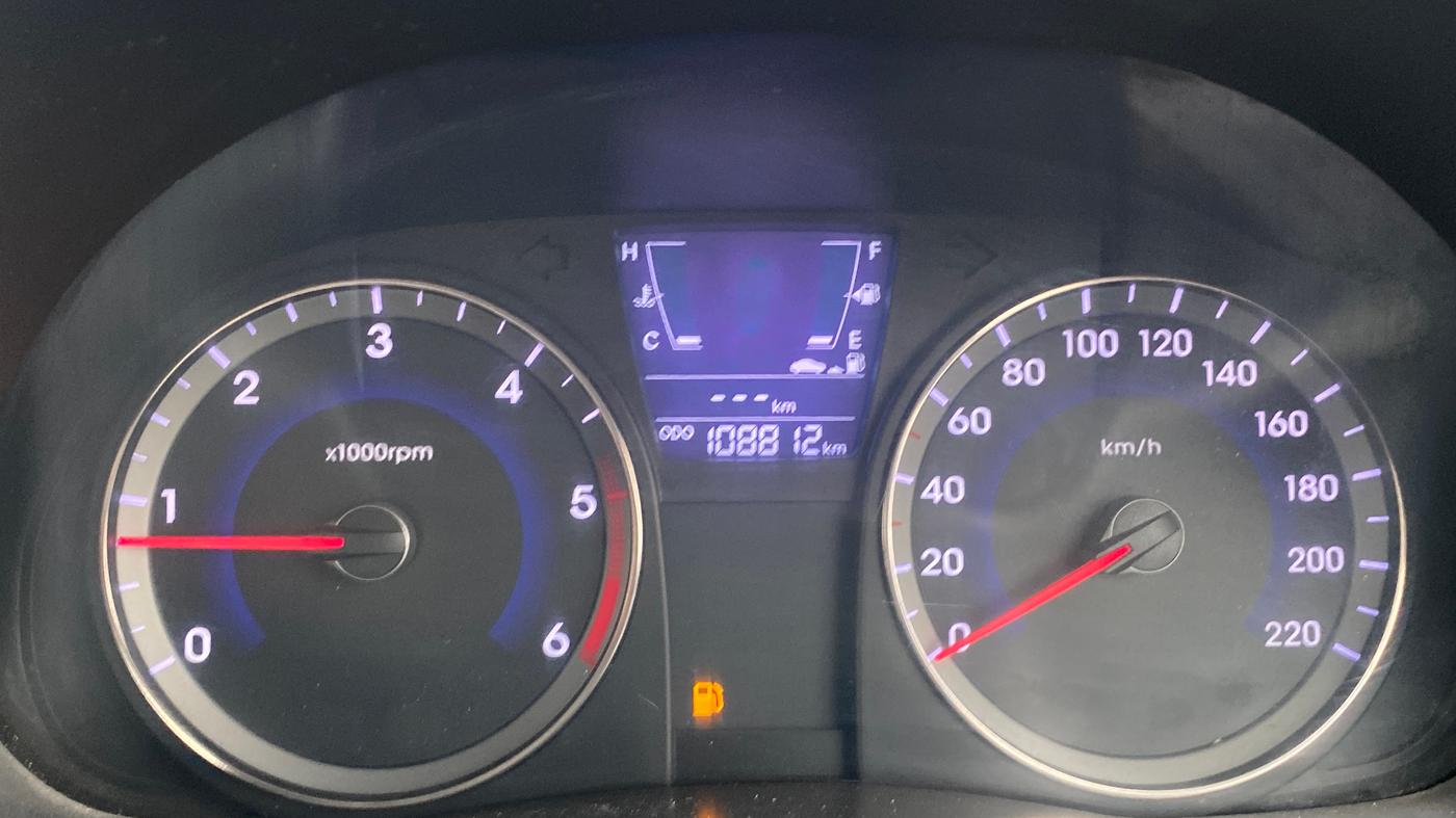 2015 Hyundai Verna FLUIDIC 1.6 CRDI EX, Diesel, Manual, 1,09,225 km, Odometer Image