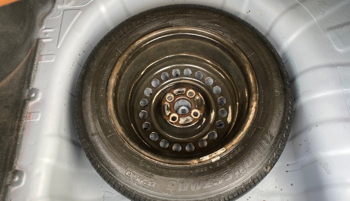 2015 Hyundai Verna FLUIDIC 1.6 CRDI EX, Diesel, Manual, 1,08,808 km, Spare Tyre