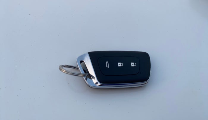 2021 MG HECTOR SHARP HYBRID 1.5 PETROL, Petrol, Manual, 43,589 km, Key Close Up