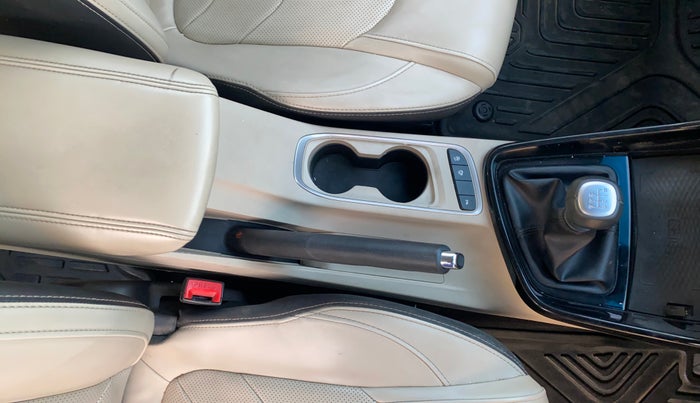 2021 MG HECTOR SHARP HYBRID 1.5 PETROL, Petrol, Manual, 43,589 km, Gear Lever