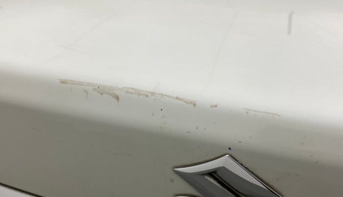 2015 Maruti Swift Dzire VXI, Petrol, Manual, 63,873 km, Dicky (Boot door) - Minor scratches