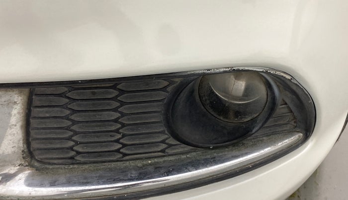 2015 Maruti Swift Dzire VXI, Petrol, Manual, 63,873 km, Left fog light - Minor damage