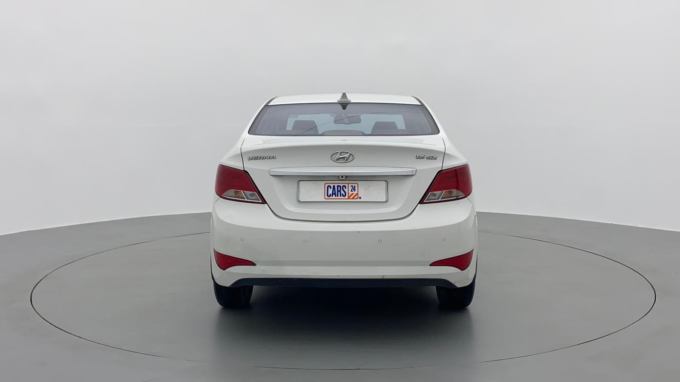 2016 Hyundai Verna FLUIDIC 1.6 SX VTVT OPT, Petrol, Manual, 66,681 km, Back/Rear
