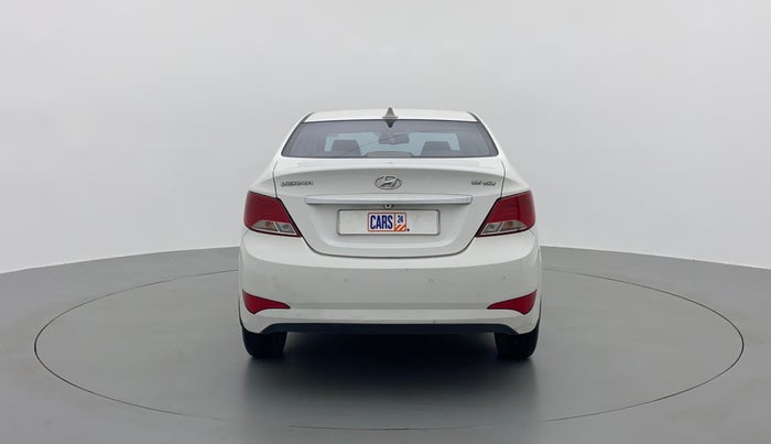 2016 Hyundai Verna FLUIDIC 1.6 SX VTVT OPT, Petrol, Manual, 66,681 km, Back/Rear